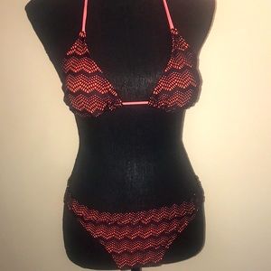 Pink and black bikini top - small